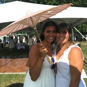 Meet your Posher, Mara